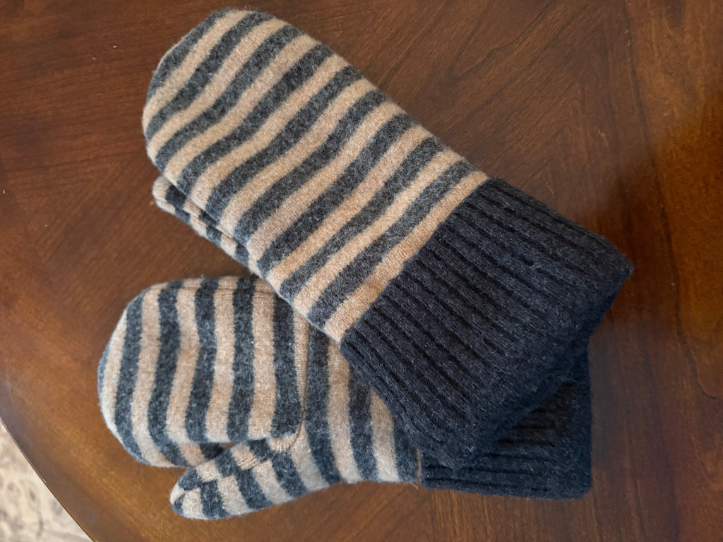 Warm Wool Mittens